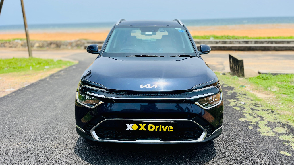 Used Cars in Trivandrum, Kerala - Kia Carens Luxury Plus 1.5 Diesel AT 7 STR