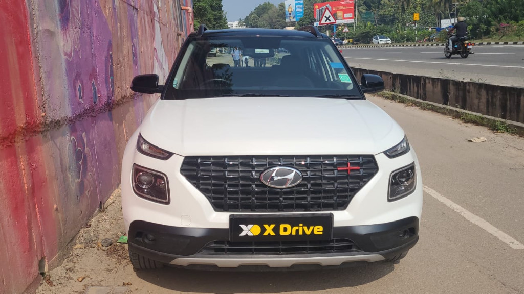 Used Cars in Trivandrum, Kerala - Hyundai Venue 1.0 Turbo GDI DCT SX+ DT