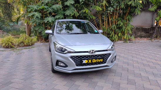 Hyundai i20 1.2 Asta (O) cVT - Used Cars in Trivandrum, Kerala